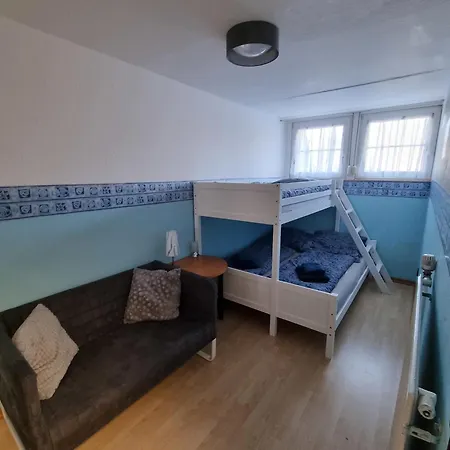 10 In Tossens Holiday home